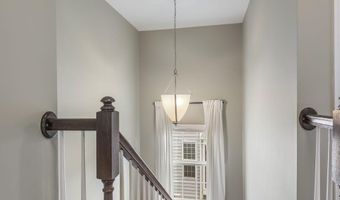 41833 WALDEN KNOLL Ct, Aldie, VA 20105