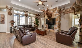 1093 Sunderman Rd, Alleyton, TX 78935