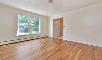 946 Closter Dock Rd, Alpine, NJ 07620