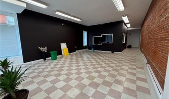 347 N 8th St, Allentown, PA 18102