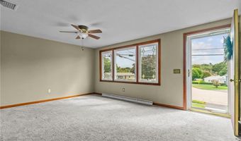 11 Red Robin Rd, Cranston, RI 02920