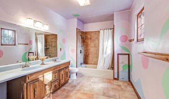 159 A County Rd 155, Abiquiu, NM 87510