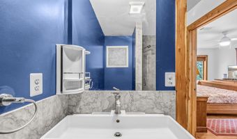 2360 S ARLINGTON RIDGE Rd, Arlington, VA 22202