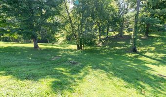 207 Donna Dr, Aurora, IN 47001