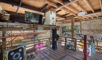 7639 6th St, Bell, FL 32619