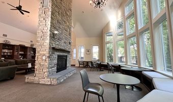 50 Lawrence Ave 50, Danbury, CT 06810
