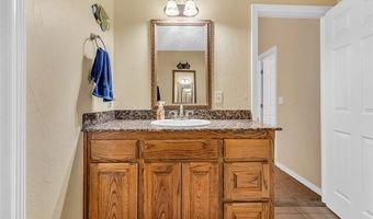 3921 Rolling Hls, Ardmore, OK 73401