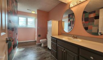2630 Henry St, Bismarck, ND 58503