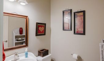 5916 Worth Ave, Benton, AR 72019