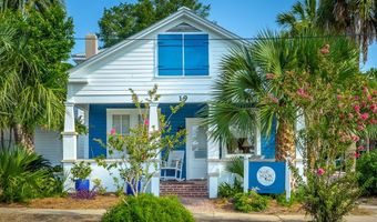 19 Leslie St, Apalachicola, FL 32320