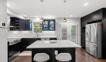4416 34TH St S A2, Arlington, VA 22206