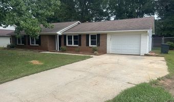 220 River Forest Dr, Boiling Springs, SC 29316