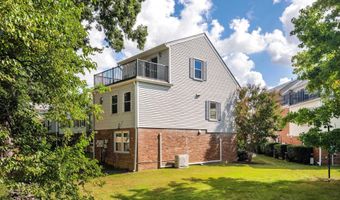156 N BEDFORD St B, Arlington, VA 22201