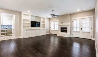 448 SW C St, Bentonville, AR 72712