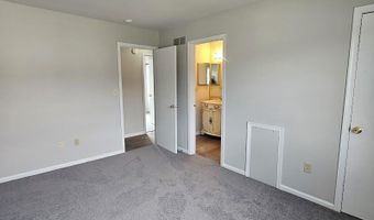 33 FIELDSTONE Ct, Dover, DE 19904