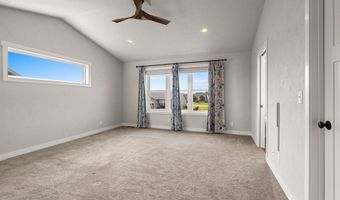 N9239 LAURA Street, Appleton, WI 54915