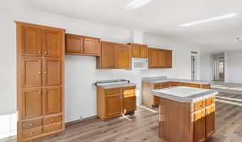 24606 S Red Bud Cir, Afton, OK 74331