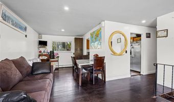 75 Oak St, Amityville, NY 11701