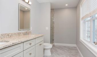 314 Chases Way A, Middletown, RI 02842