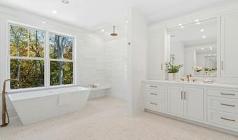 10 Stony Brook Rd, Darien, CT 06820