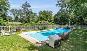 180 Grand Ave, Atlantic Highlands, NJ 07716