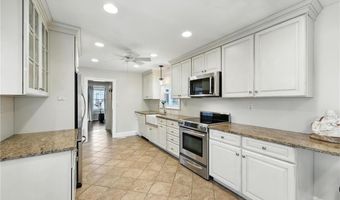 21 Don Ave, East Providence, RI 02916
