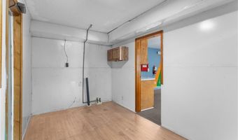 406 S Main St, Archie, MO 64725