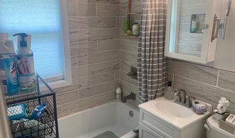 2 OAK St, Bridgeville, DE 19933