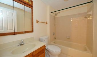 43855 CHLOE Ter, Ashburn, VA 20147