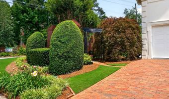 5327 Claridge Sq, Atlanta, GA 30338