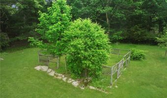2381 Middle Rd, East Greenwich, RI 02818
