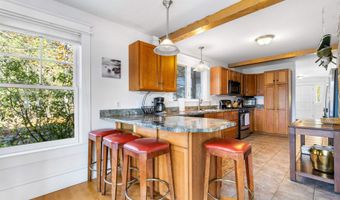 255 Pikes Point Rd, Bristol, NH 03222