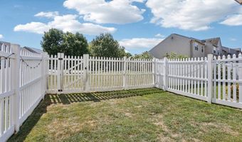 5524 STONECROFT Ln, Allentown, PA 18106