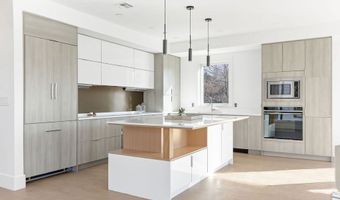 31 Evergreen St, Boston, MA 02130