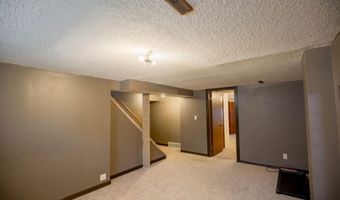 1426 E Lucas St, Algona, IA 50511