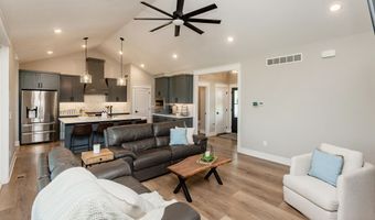 652 Xanadu Pl, Ames, IA 50014