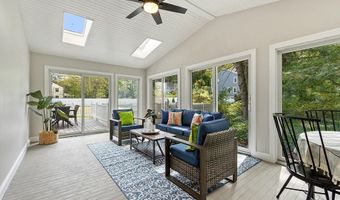 30 Paul Revere Rd, Acton, MA 01720