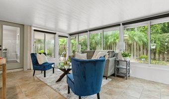 1554 LINKSIDE Dr, Atlantic Beach, FL 32233