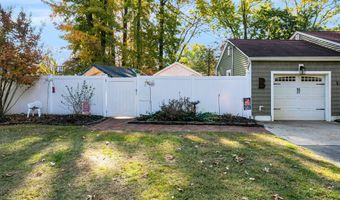 12 7th St, Aberdeen, NJ 07747