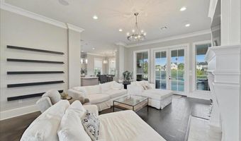 2529 University Club Dr, Baton Rouge, LA 70810