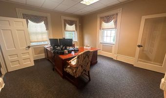 206 Pleasant St, Bennington, VT 05201