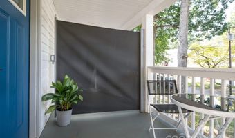 18 Oteen Park Pl, Asheville, NC 28805
