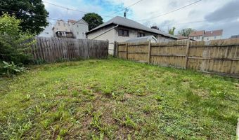 2520 W CHESTNUT Ave, Altoona, PA 16601