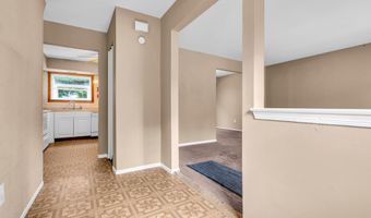 33 Windward Dr, Barnegat, NJ 08005