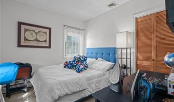 129 Simmonsville Ave, Johnston, RI 02919