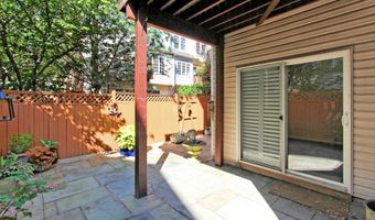 5120 GRIMM Dr, Alexandria, VA 22304