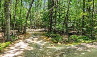 4 Clark Island Rd, Amherst, NH 03031