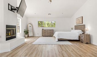 35356 Sierra Vista Dr, Agua Dulce, CA 91390
