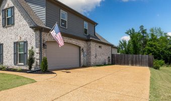 178 E CHERRYBARK Dr, Atoka, TN 38004