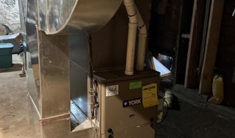 409 E Porter St, Albion, MI 49224